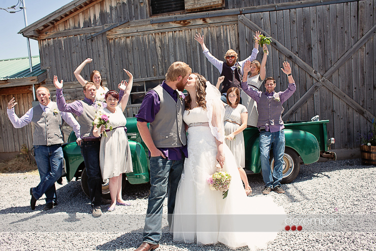 Sam Aubrey Mitchell Barn Wedding  Dezember 