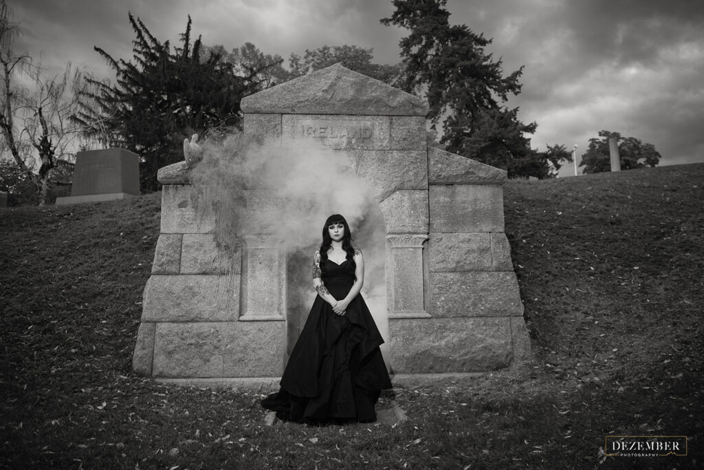 Goth bridal photo shoot in cemetery