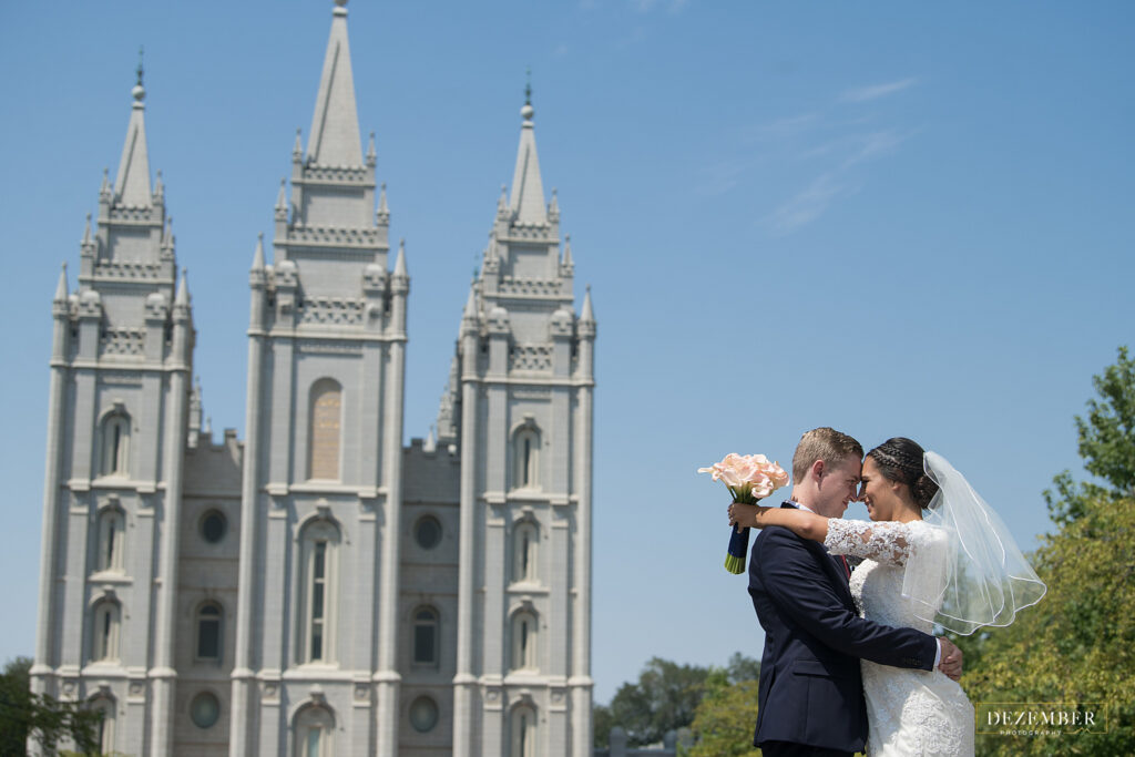 Newlyweds outside Salt Lake Temple